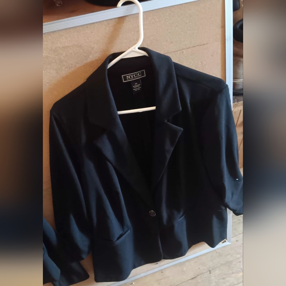 nyce Black Single-Button Women's Blazer
